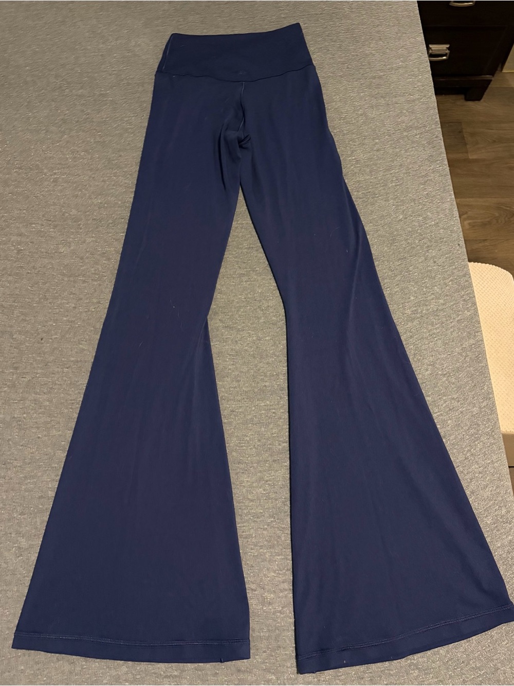 Offline by Aerie Crossover High-Rise Flare Leggings - Picture 3 of 10